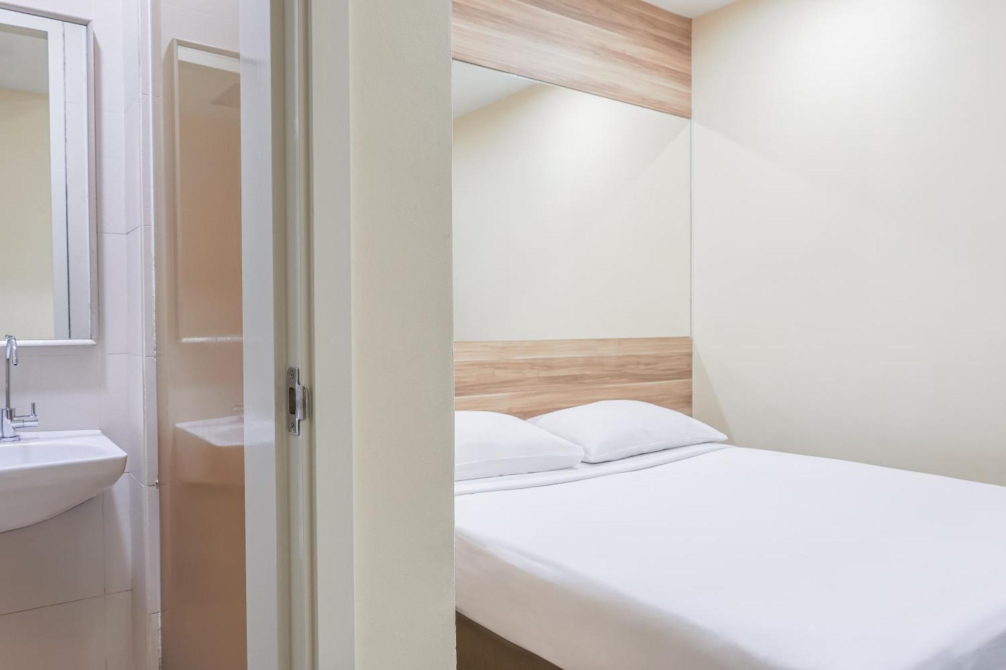Standard Double Room – No Window