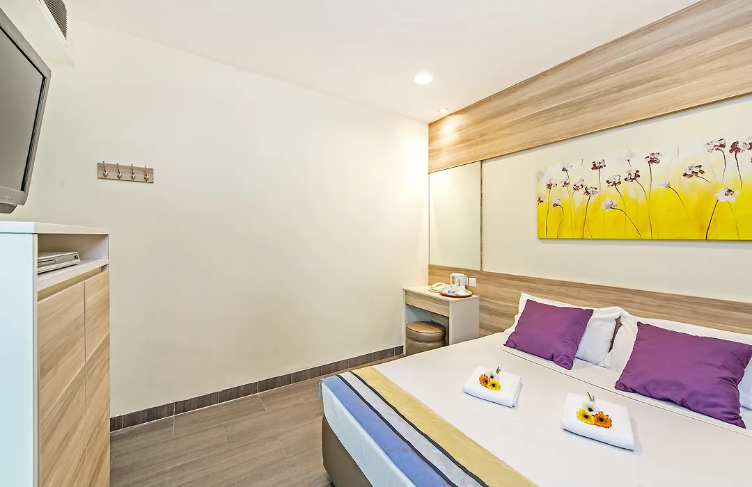 Hotel 81 Dickson-1
